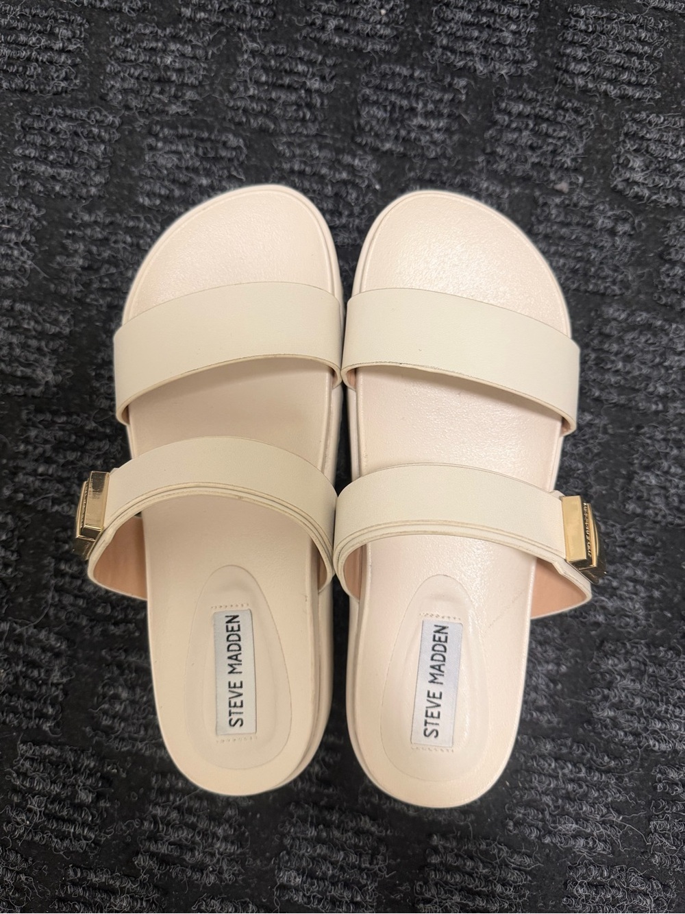 Steve Madden Sandals size 8